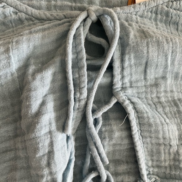 Urban Outfitters Out From Under Women's cropped lace front top size medium,NWT - Picture 3 of 7